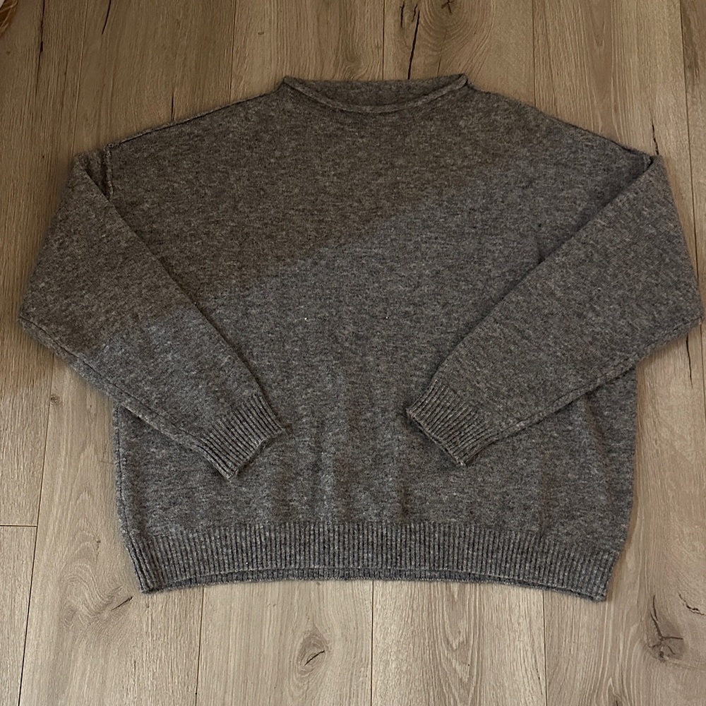 NUUDS Cozy Mock Sweater Lot Medium LK New!